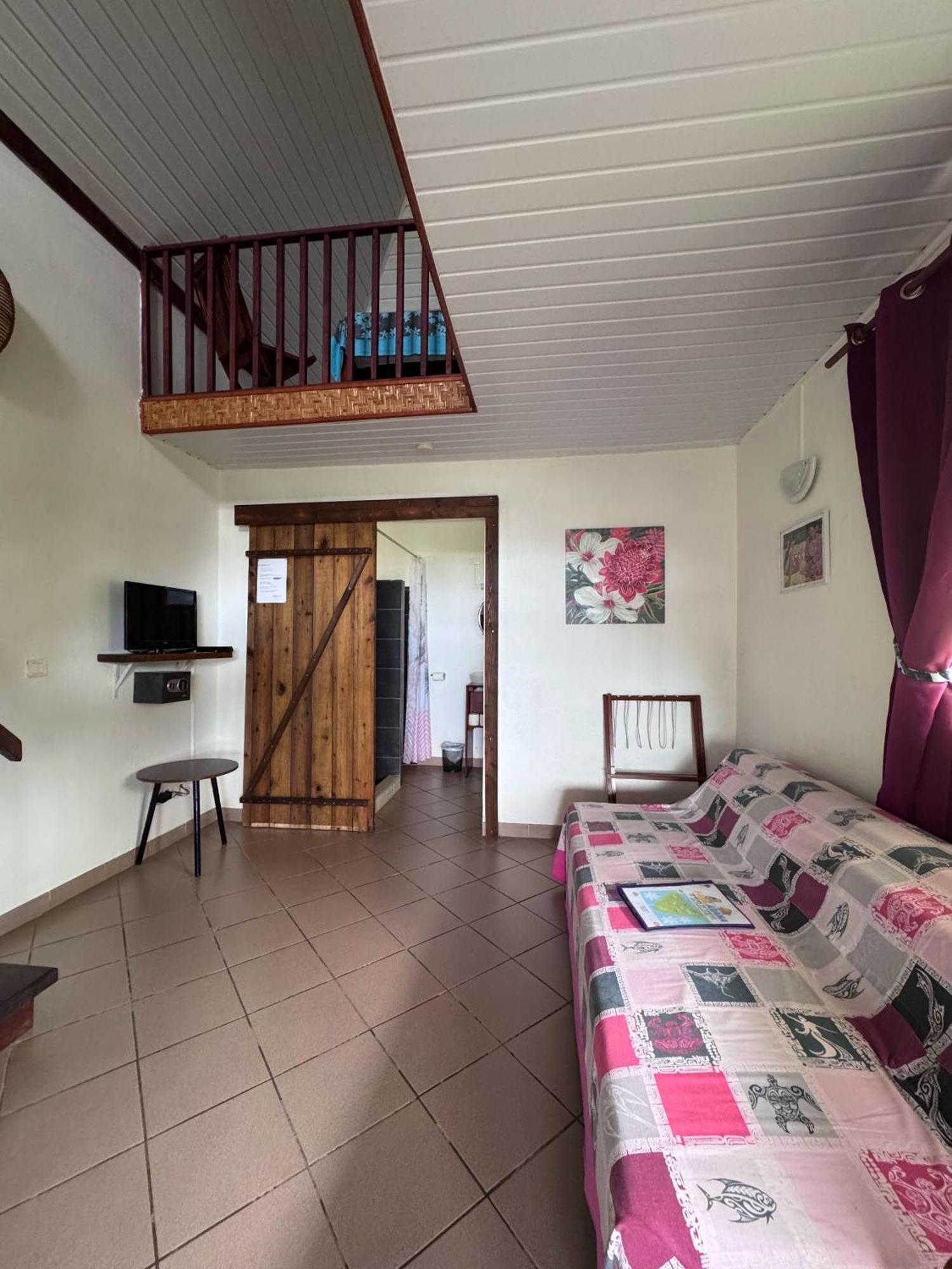 Fare Arana Moorea Guesthouse Atiha الغرفة الصورة